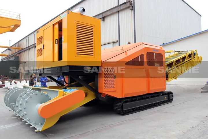 顛覆傳統(tǒng)裝車方式，山美履帶式取料機(jī)助您實現(xiàn)降本增效、節(jié)能減排！