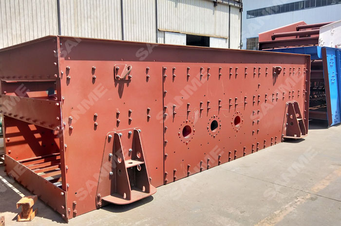 在砂石骨料生產(chǎn)線中影響振動(dòng)篩可靠性因素有哪些？