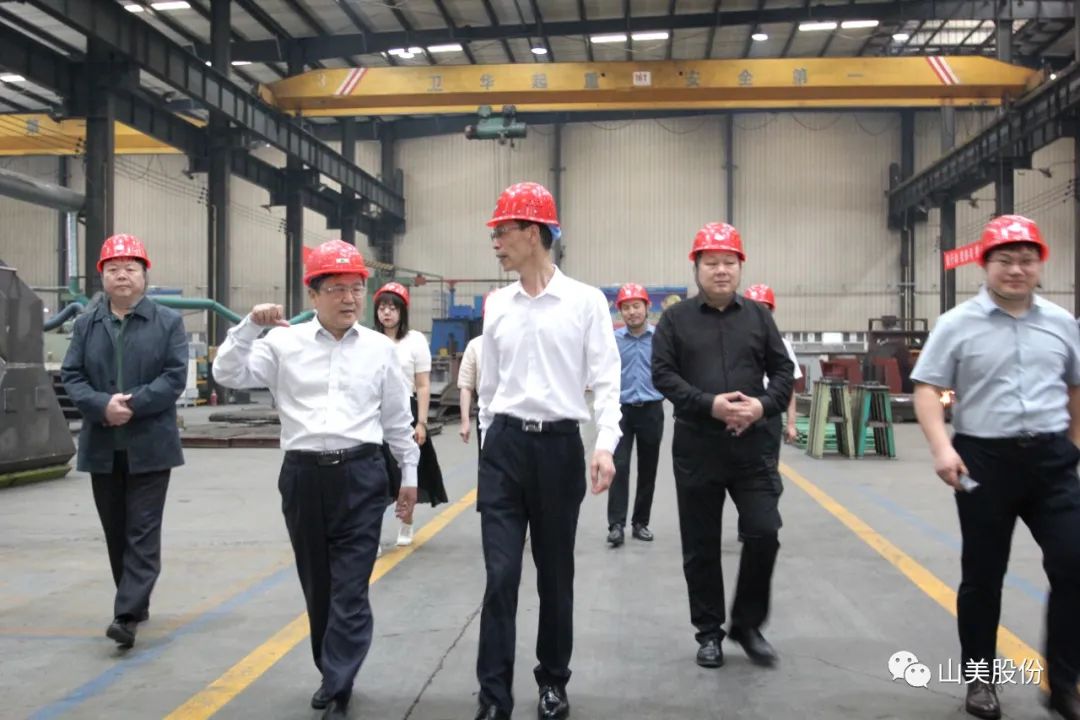聚焦 | 熱烈歡迎中國砂石協(xié)會胡會長一行蒞臨上海山美股份鄭州基地指導交流！