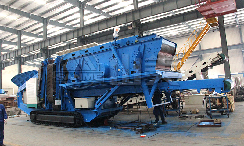 履帶式移動(dòng)破碎機(jī)對比輪胎式移動(dòng)破碎機(jī)有什么優(yōu)勢？