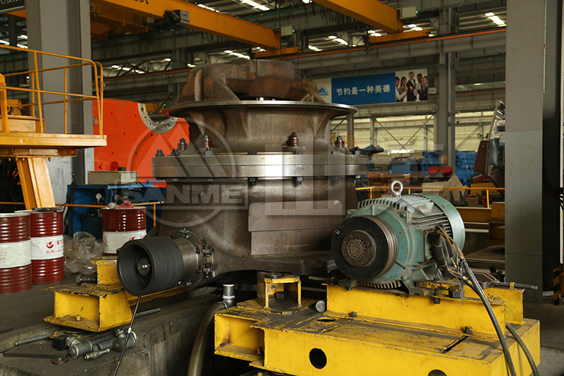 多缸圓錐破碎機(jī)破碎鵝卵石有什么優(yōu)點？