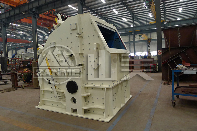 河卵石細(xì)碎用圓錐破碎機(jī)還是反擊破碎機(jī)？