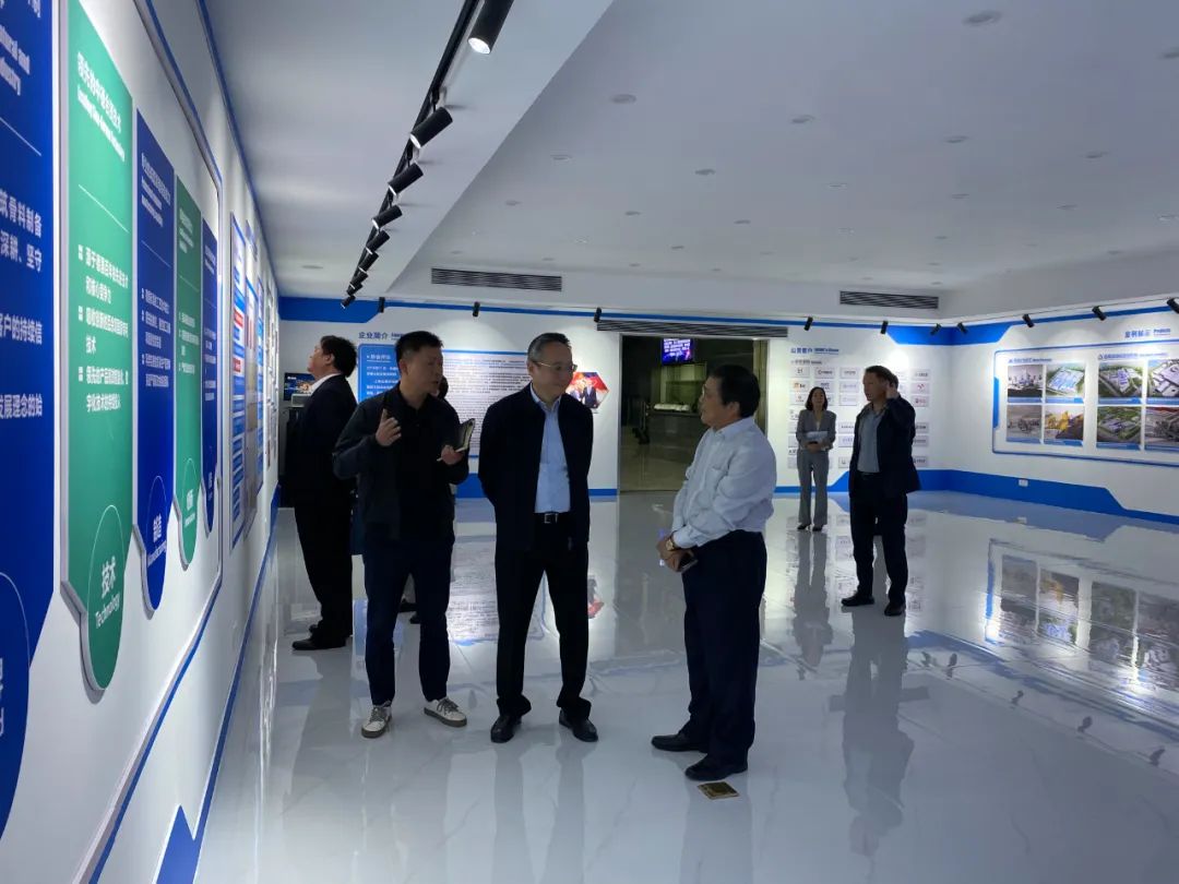 奉賢區(qū)人大常委會(huì)黨組書記、主任張培榮一行蒞臨上海山美股份開展“優(yōu)環(huán)境、穩(wěn)經(jīng)濟(jì)”大走訪大調(diào)研