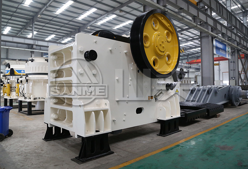 如何保證顎式破碎機(jī)出料均勻？